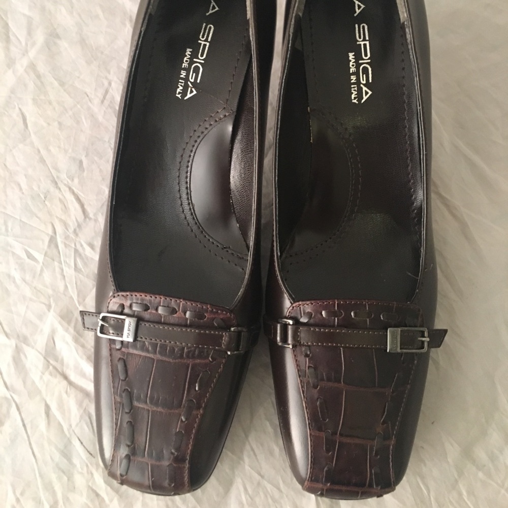 Dark Brown Via Spiga Sz 7.5 M Heel Shoes NWOB